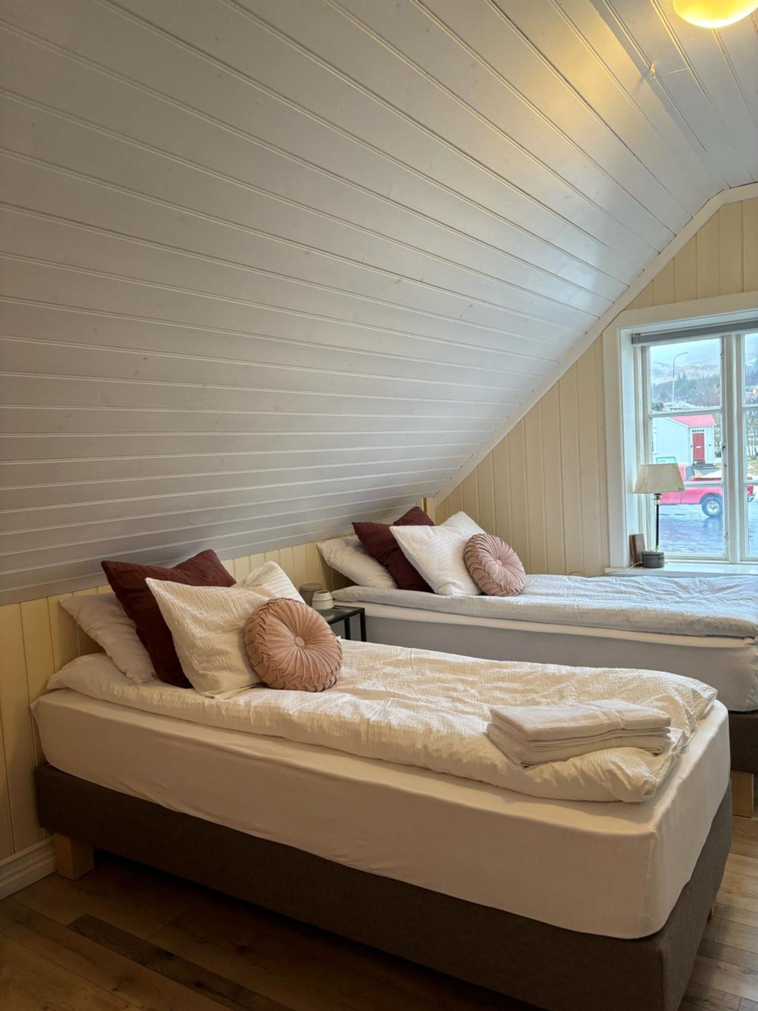 Skyr Guest House Hveragerdi Bagian luar foto